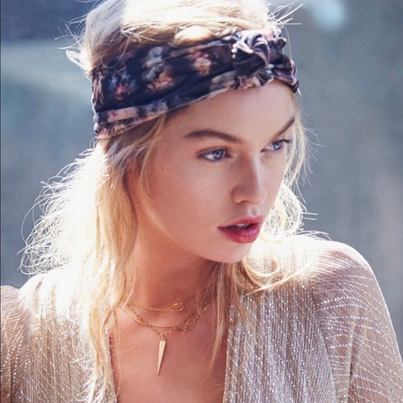 UO Floral Headbands 9$ each - Picture 4 of 4